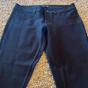 These are brand new never worn black leggings